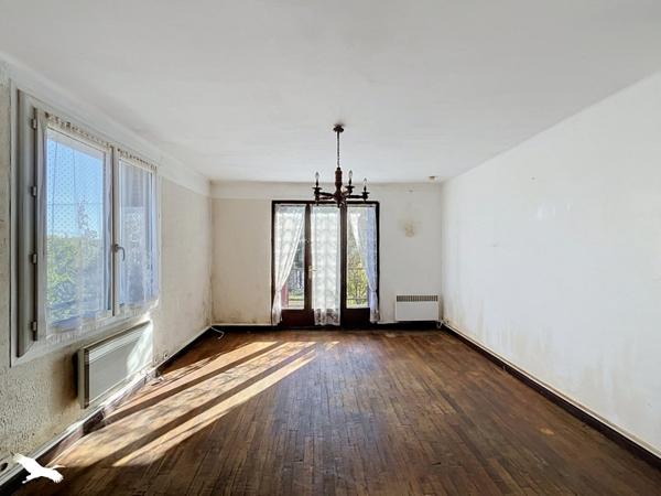Maison à vendre 70 119 € Roussines 4 p 73 m² DPE G