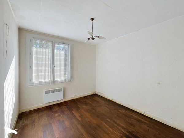 Maison à vendre 70 119 € Roussines 4 p 73 m² DPE G