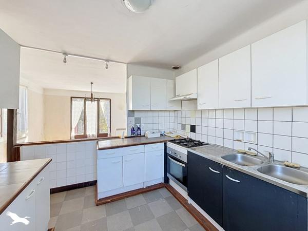 Maison à vendre 70 119 € Roussines 4 p 73 m² DPE G