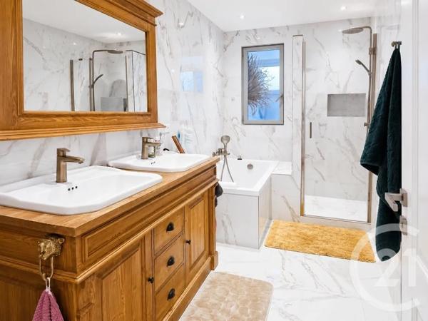 Appartement à vendre  4 pièces - 123,04 m 2   SAN MARTINO DI LOTA  - 202