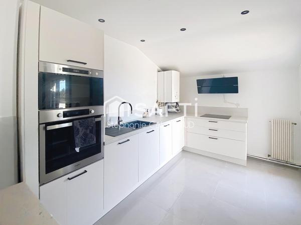 T4 lumineux rénové avec terrasse