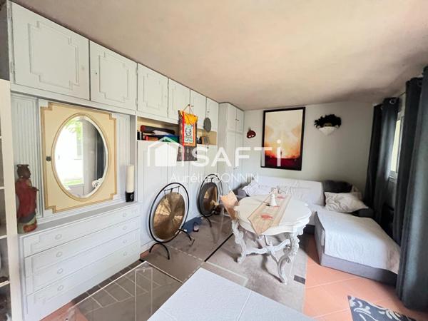 Talence maison indépendante sur une parcelle de 830m² avec garage de 35 m² et studio