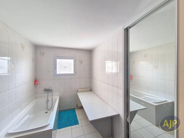 Vente maison Montaigu : 374 000 € - AJP Immobilier Montaigu