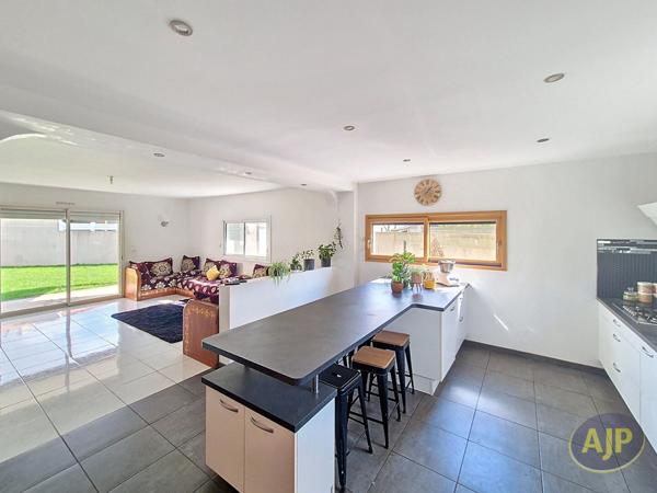 Vente maison Montaigu : 374 000 € - AJP Immobilier Montaigu