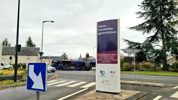 Dpt Indre et Loire (37), à vendre proche de TOURS immeuble de rapport 9 studios, terrasse, parkings