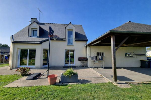 LIFFRÉ - MAISON de 111m² habitable, 1034m² de parcelle, 6 pièces, 4 chambres dont une suite parentale au rez-de-chaussée