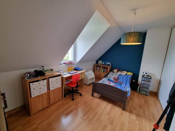 LIFFRÉ - MAISON de 111m² habitable, 1034m² de parcelle, 6 pièces, 4 chambres dont une suite parentale au rez-de-chaussée