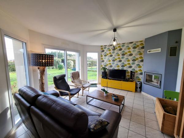 LIFFRÉ - MAISON de 111m² habitable, 1034m² de parcelle, 6 pièces, 4 chambres dont une suite parentale au rez-de-chaussée