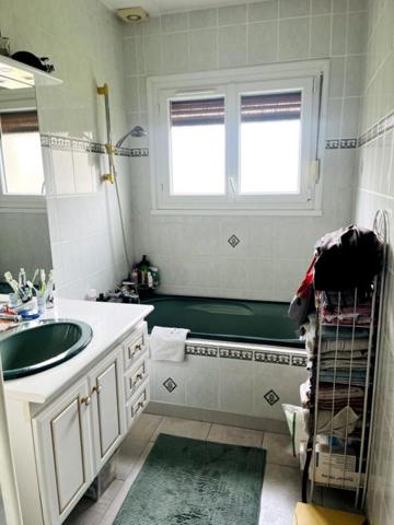 Pavillon Pont Sur Seine 5 pièces 101 m2 sur 960 m2 de terrain