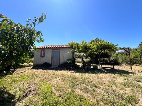 Achat terrain près de Pézilla-la-Rivière - 3526 m² - 72 000 €