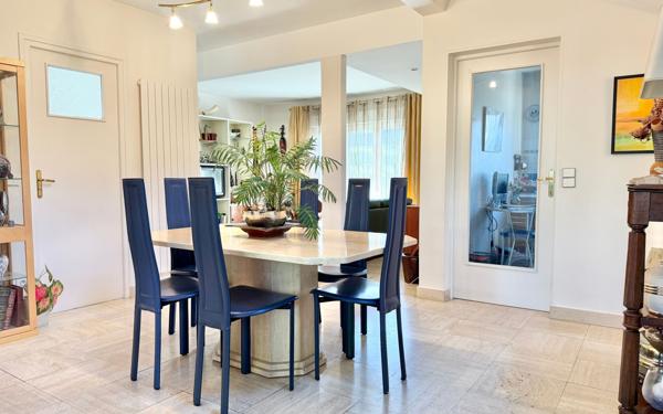 Maison à vendre    8 pièces • 135 m2 Morangis