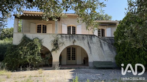 Maison à vendre 8 pièces 203 m² Barbentane