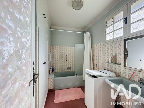 Maison à vendre 8 pièces 203 m² Barbentane
