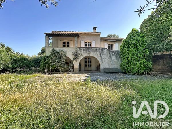 Maison à vendre 8 pièces 203 m² Barbentane