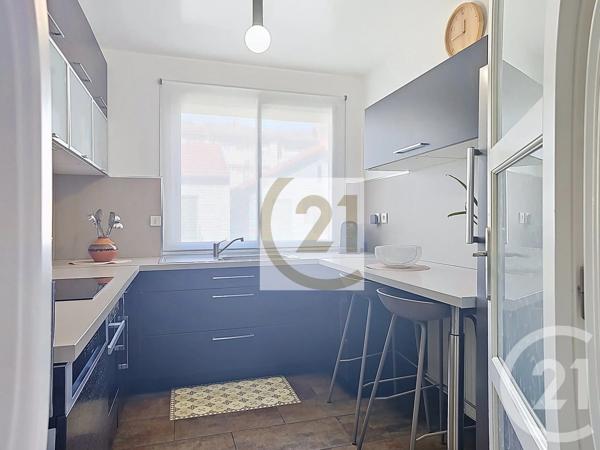 Maison à vendre  4 pièces - 145,36 m 2   VITRY SUR SEINE  - 94