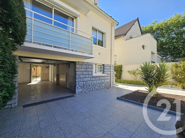 Maison à vendre  4 pièces - 145,36 m 2   VITRY SUR SEINE  - 94
