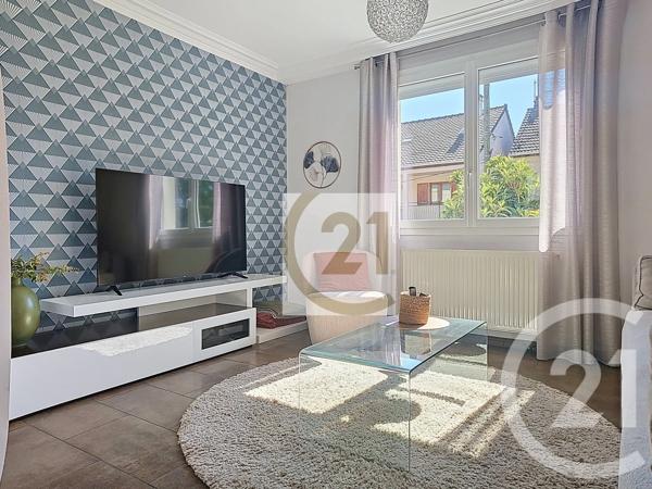Maison à vendre  4 pièces - 145,36 m 2   VITRY SUR SEINE  - 94