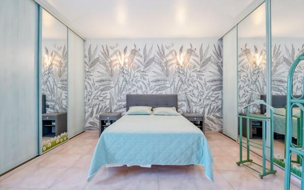 Maison à vendre    4 pièces • 146 m2 Saint-Raphaël