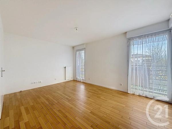 Appartement F2 à vendre  2 pièces - 43,34 m 2   VILLECRESNES  - 94