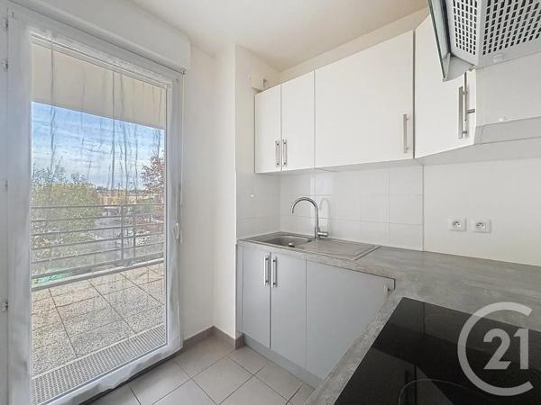 Appartement F2 à vendre  2 pièces - 43,34 m 2   VILLECRESNES  - 94
