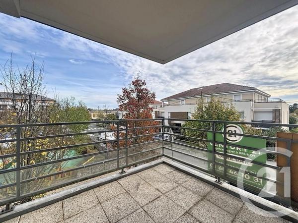 Appartement F2 à vendre  2 pièces - 43,34 m 2   VILLECRESNES  - 94