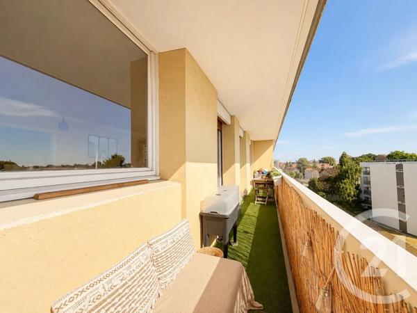 Appartement F4 à vendre  4 pièces - 79,98 m 2   LIVRY GARGAN  - 93