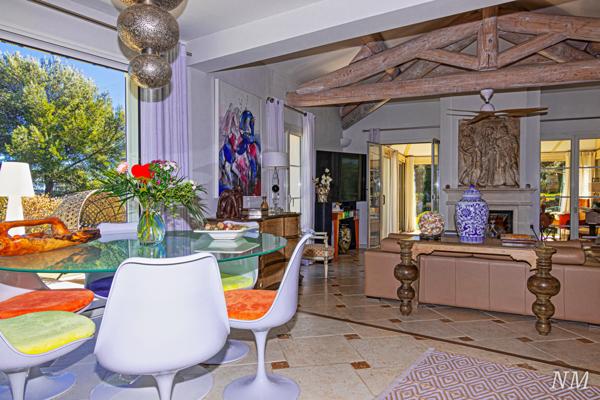 Draguignan (83300) Maison coup de coeur dans cadre champêtre à 2 pas de Draguignan avec vue panoramique.