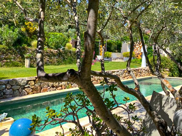 Draguignan (83300) Maison coup de coeur dans cadre champêtre à 2 pas de Draguignan avec vue panoramique.
