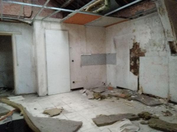 Entrepôt et bureaux à vendre à Rethel dans les Ardennes (08300), ref : 10315/338