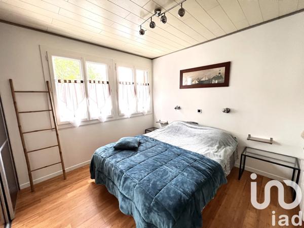 Maison 6 pièces de 104 m² à Mézières-sur-Seine (78970)