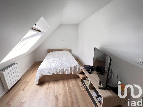 Maison 6 pièces de 104 m² à Mézières-sur-Seine (78970)