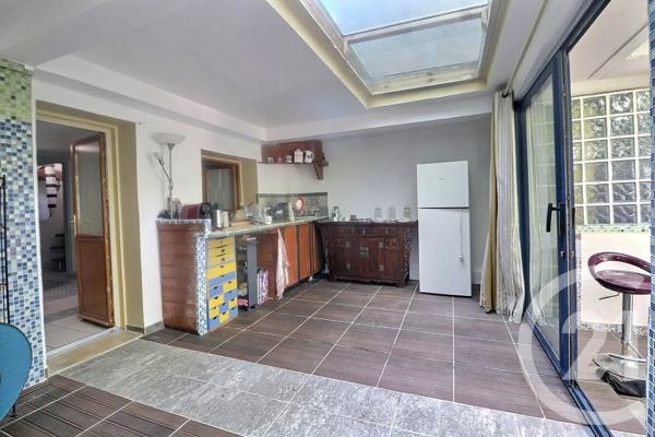 Maison à vendre  5 pièces - 160,53 m 2   LES LILAS  - 93