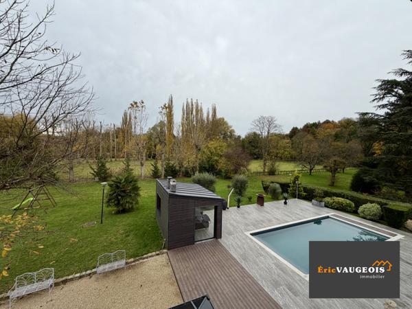 Villiers-sur-Morin (77580) Maison familiale de 230 m², Terrain arboré de plus de 20 000 m² à Villiers-sur-Morin (77580)