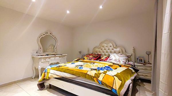 Maison individuelle Saint-Ouen-l'Aumône 210 m²