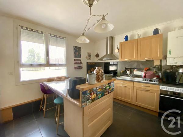 Maison à vendre  5 pièces - 110 m 2   GOUSSAINVILLE  - 95
