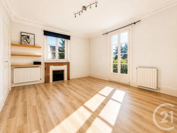 Maison à vendre  8 pièces - 245 m 2   L ISLE ADAM  - 95