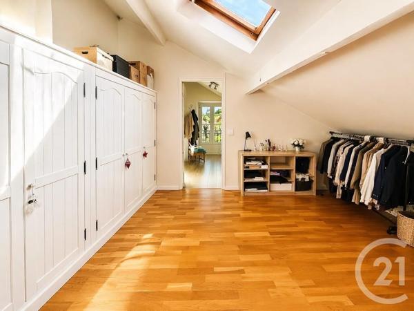 Maison à vendre  8 pièces - 245 m 2   L ISLE ADAM  - 95