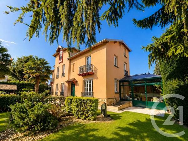 Maison à vendre  8 pièces - 245 m 2   L ISLE ADAM  - 95