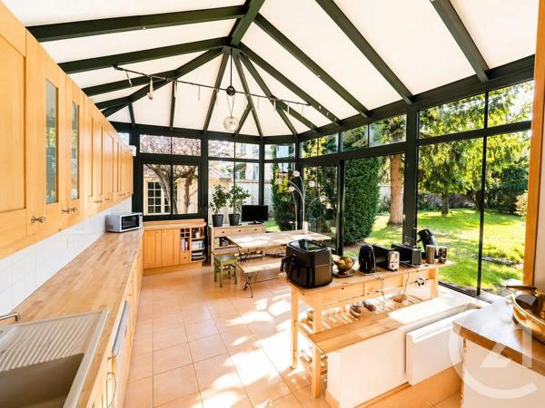 Maison à vendre  8 pièces - 245 m 2   L ISLE ADAM  - 95