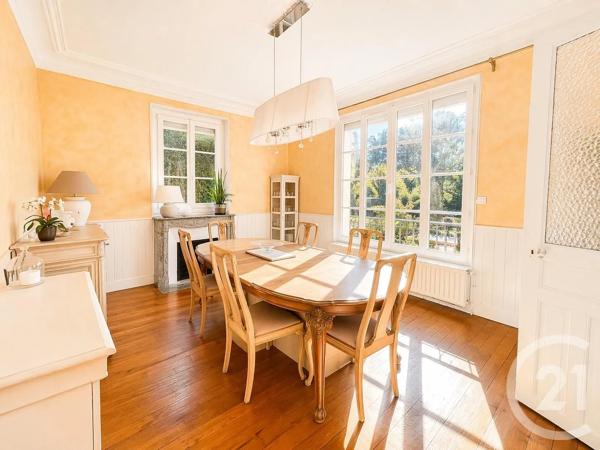 Maison à vendre  8 pièces - 245 m 2   L ISLE ADAM  - 95