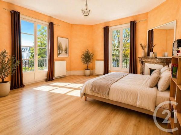 Maison à vendre  8 pièces - 245 m 2   L ISLE ADAM  - 95