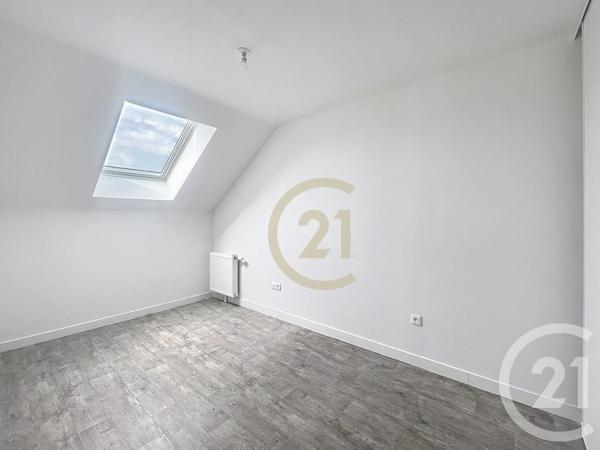 Appartement F4 à vendre  5 pièces - 90 m 2   JOUY LE MOUTIER  - 95