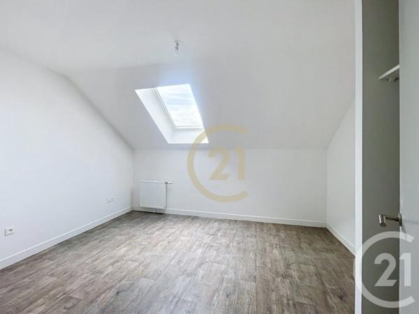 Appartement F4 à vendre  5 pièces - 90 m 2   JOUY LE MOUTIER  - 95