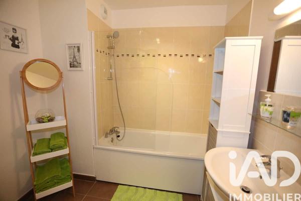 Location appartement 3 pièces 64 m² Serris