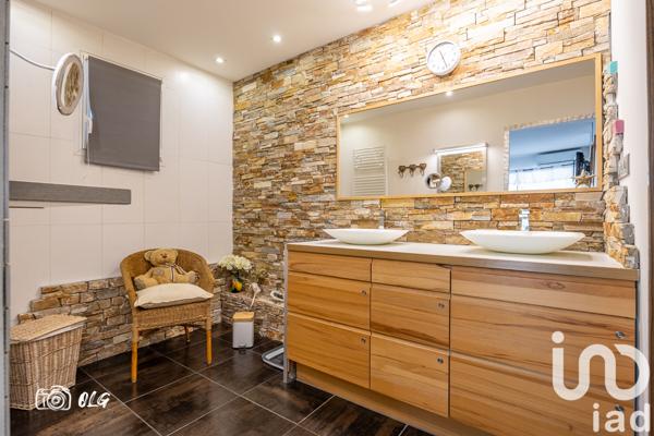 Maison à vendre 5 pièces 162 m² Bellegarde