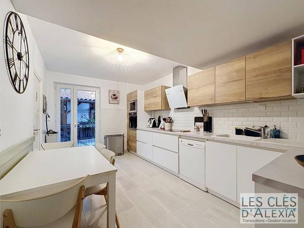 Maison de ville Vernaison 180m² - local commercial
