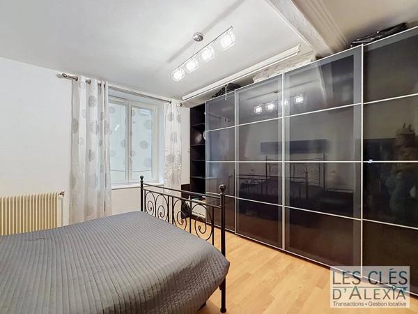 Maison de ville Vernaison 180m² - local commercial