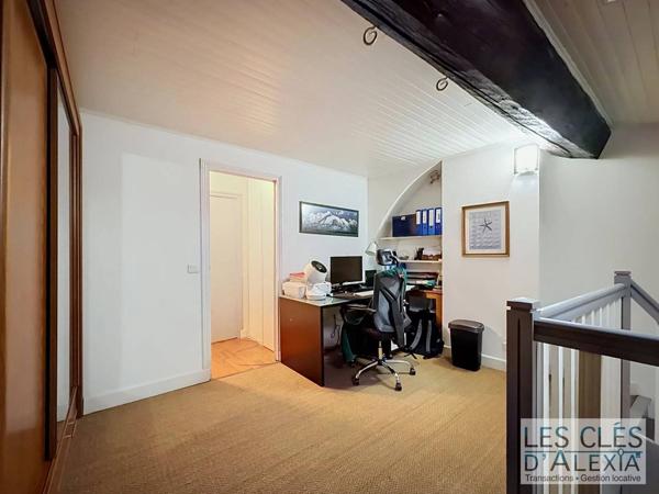 Maison de ville Vernaison 180m² - local commercial