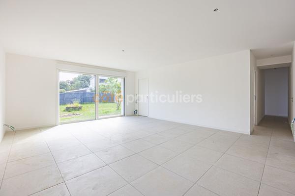 Vente
                Maison100,4 m² - 5 Pièces -
                    LA CHAPELLE SUR ERDRE (44240)
