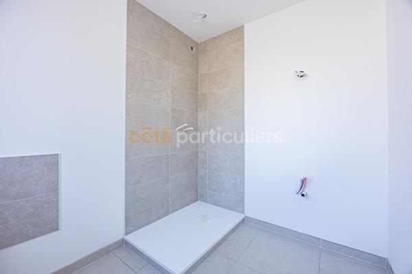 Vente
                Maison100,4 m² - 5 Pièces -
                    LA CHAPELLE SUR ERDRE (44240)